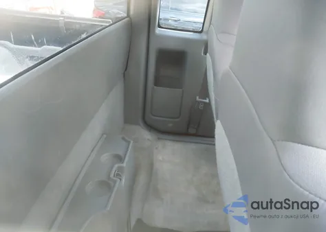 2003 Chevrolet S-10 Ls from USA, damaged, VIN 1GCDT19X138275901